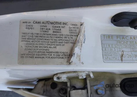 2001 Chevrolet Tracker Hard Top Base from USA, damaged, VIN 2CNBE13C916939402